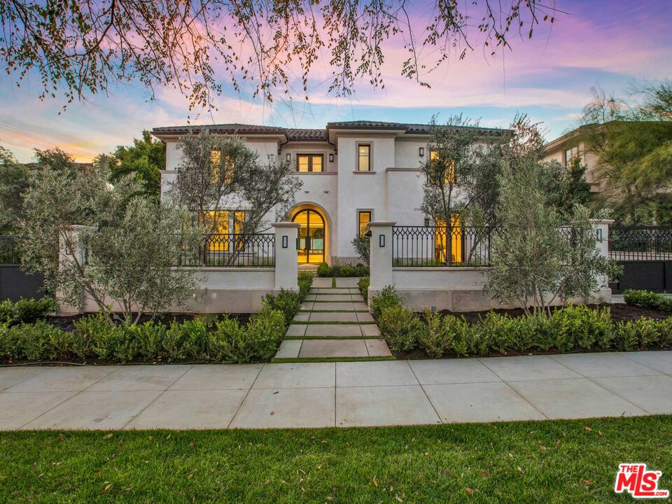 Photo of 509 N Elm Dr, Beverly Hills, CA 90210