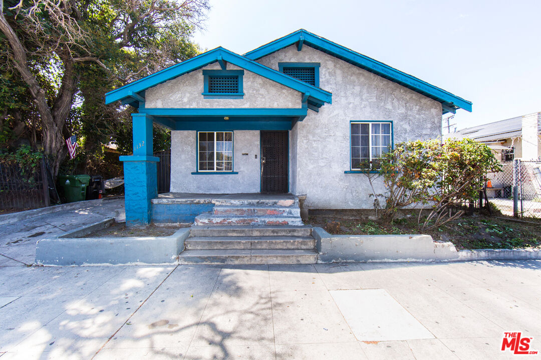 Photo of 1132 W Florence Ave, Los Angeles, CA 90044