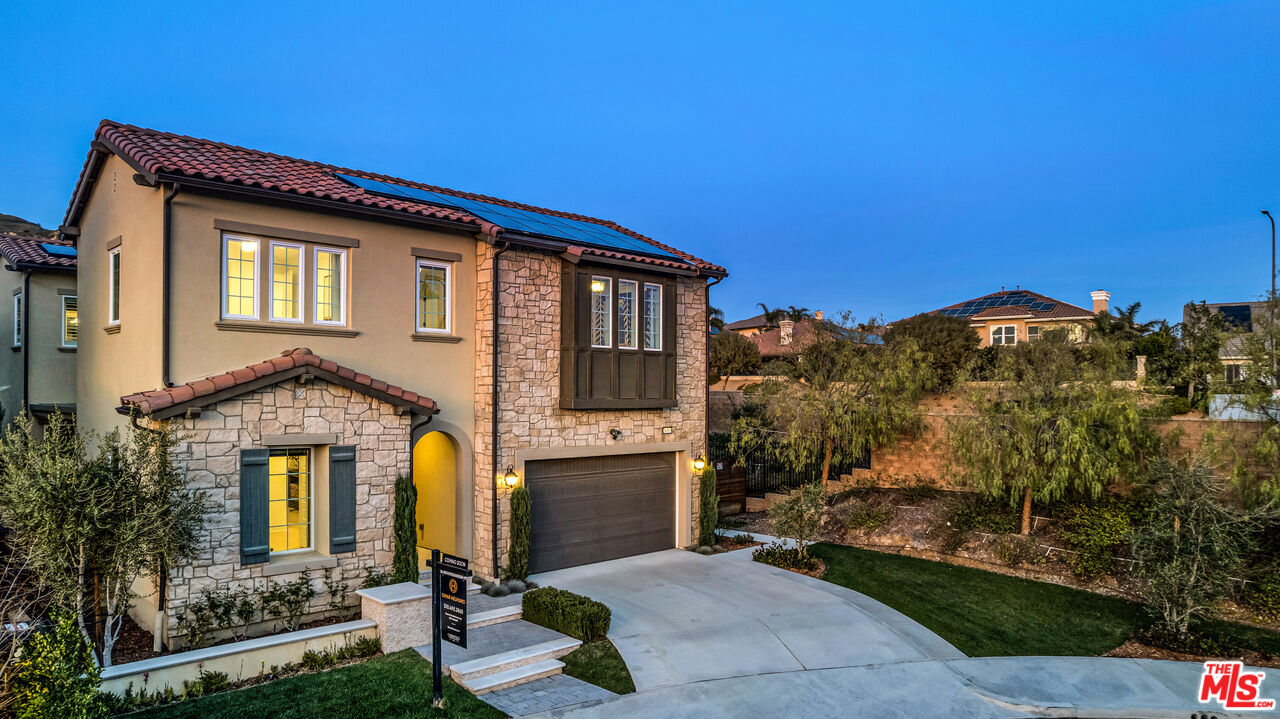 Photo of 20553 W Wood Rose Ct, Porter Ranch, CA 91326