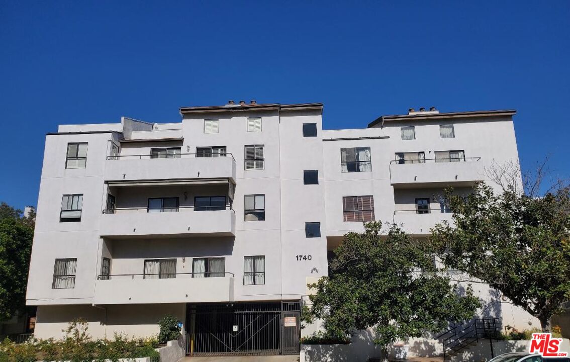 Photo of 1740 Malcolm Ave #304, Los Angeles, CA 90024