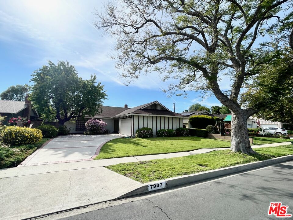 Photo of 7907 Sausalito Ave, West Hills, CA 91304