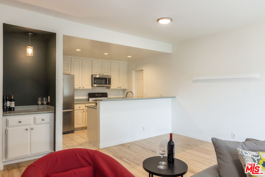 3992-east-blvd#203,los-angeles,ca,90066