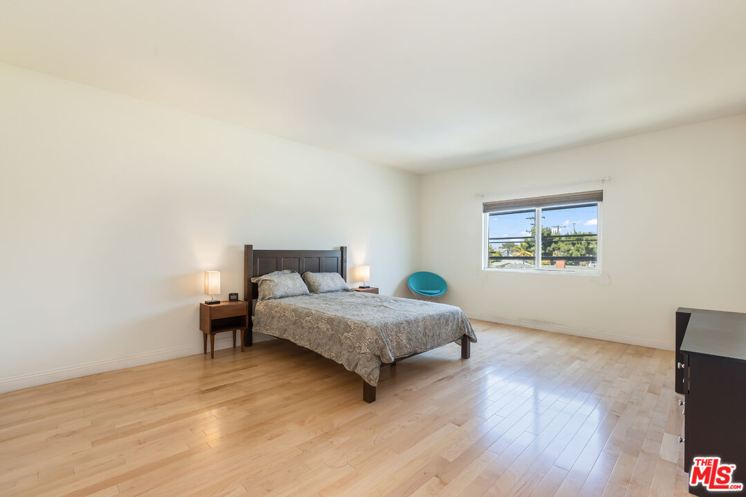 3992-east-blvd#203,los-angeles,ca,90066