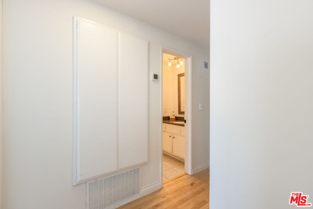 3992-east-blvd#203,los-angeles,ca,90066