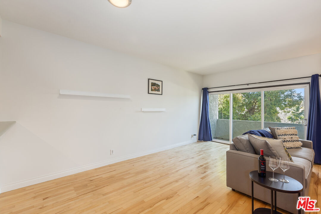 3992-east-blvd#203,los-angeles,ca,90066