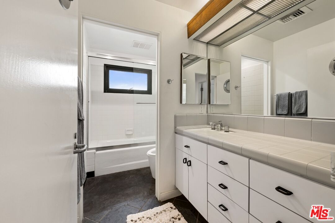 11-voyage-st,venice,ca,90292