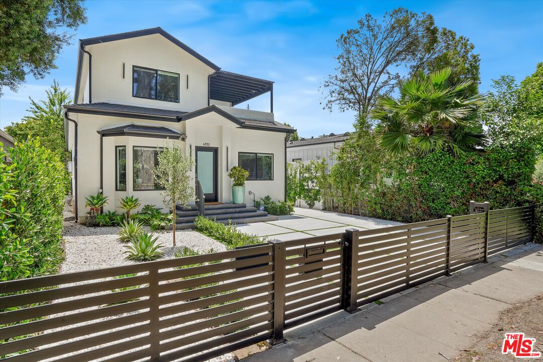 4552 Ethel Ave