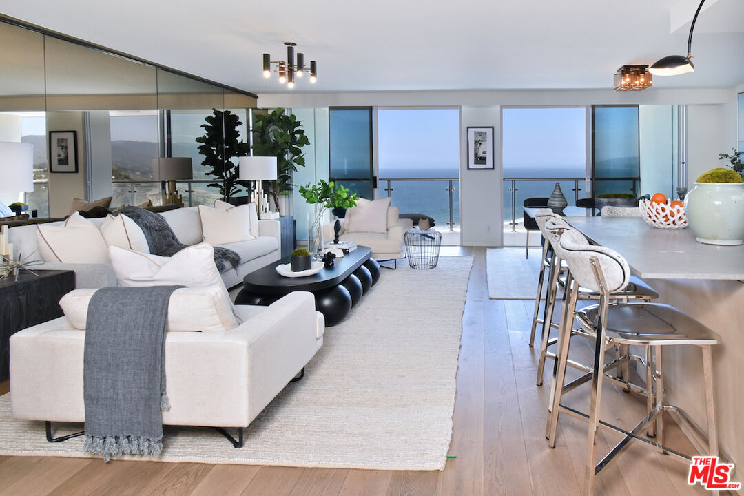 201 Ocean Ave Unit: 906P