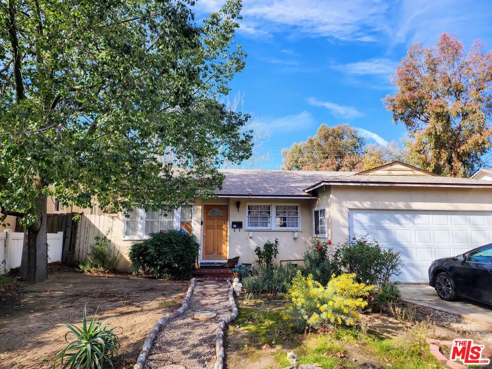 Photo of 5117 Topanga Canyon Blvd, Woodland Hills, CA 91364