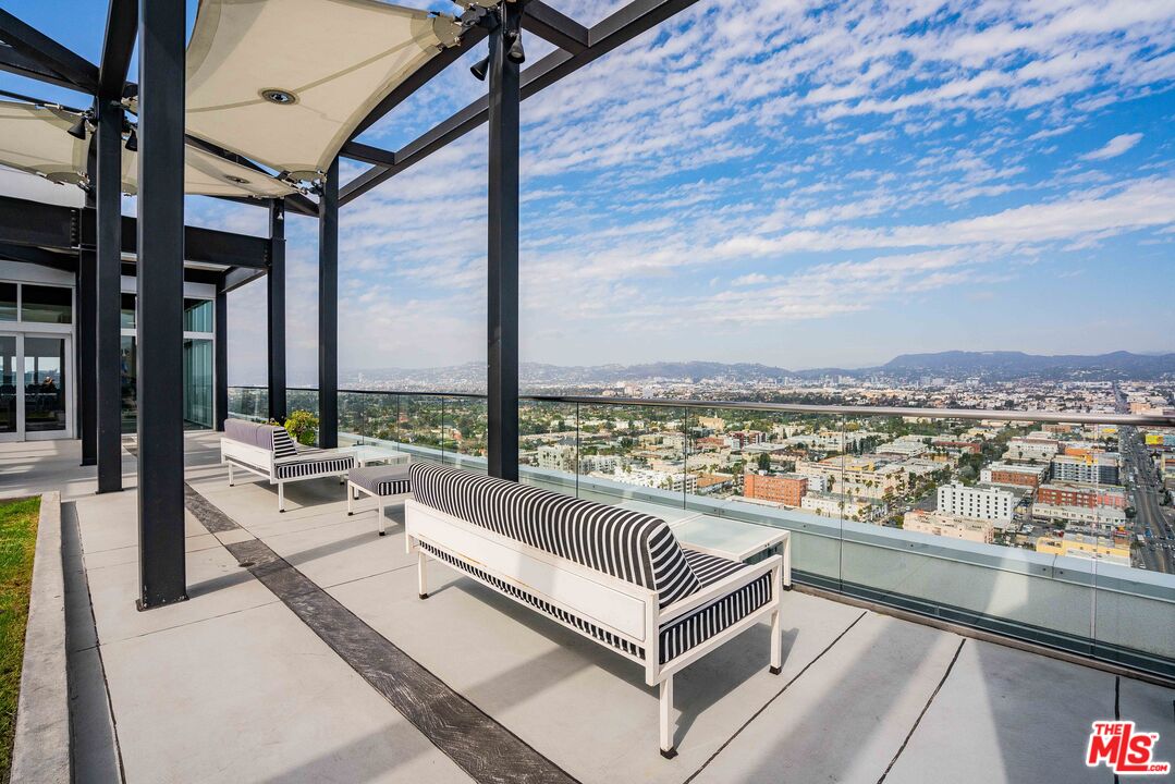 Photo of 3810 Wilshire Blvd #2105, Los Angeles, CA 90010