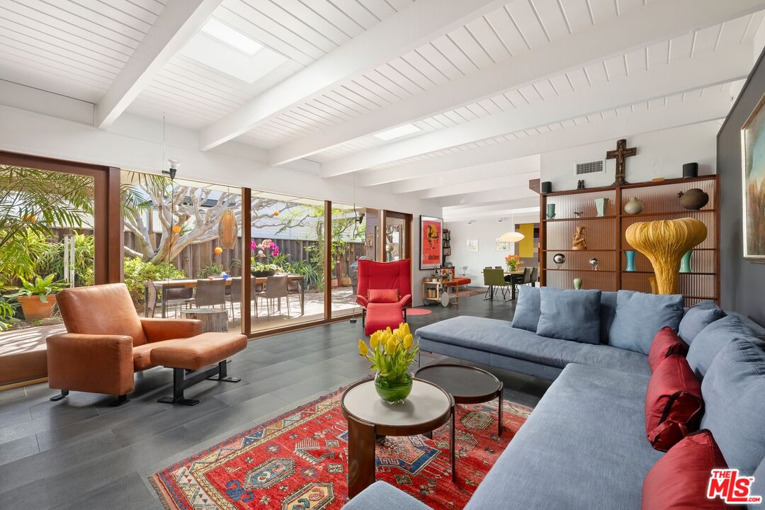 Photo of 3577 Inglewood Blvd, Los Angeles, CA 90066