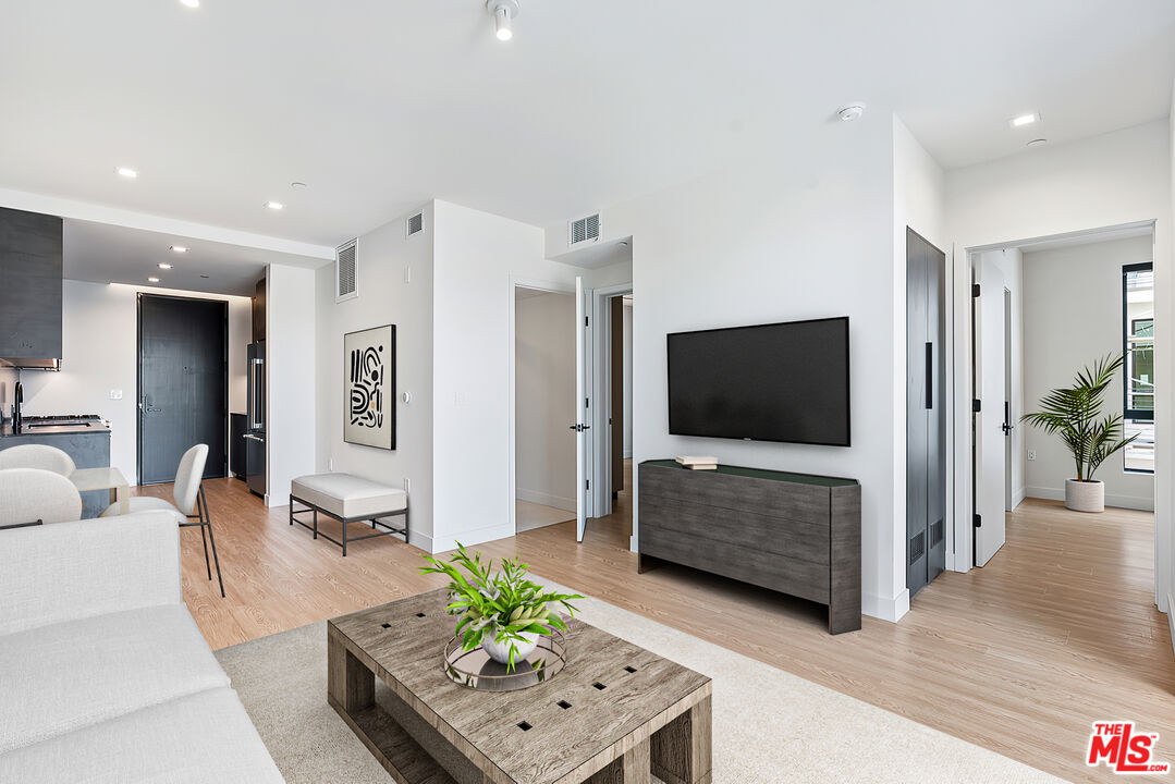 3667 Keystone Ave Unit: 533