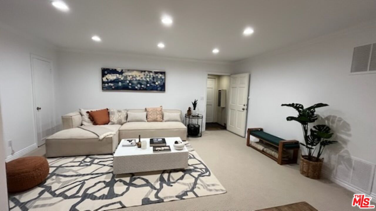 Photo of 937 5th St #9, Santa Monica, CA 90403