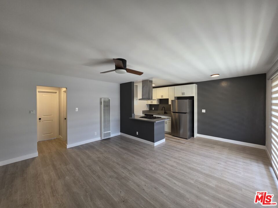 2650 S Barrington Ave Unit: 5
