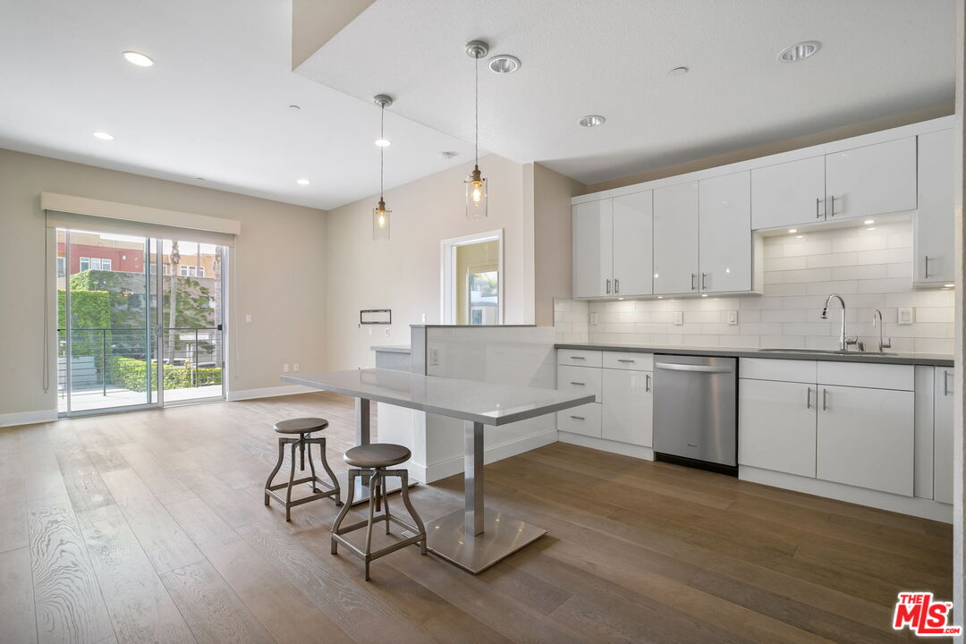 13337 Beach Ave Unit: 207