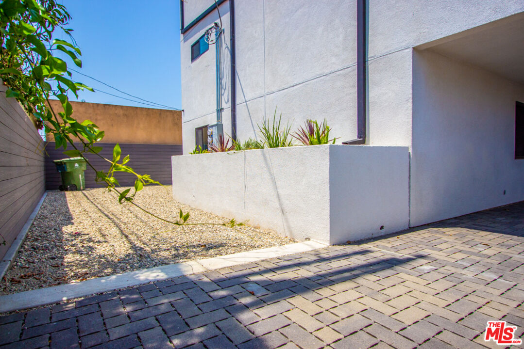 2206-hauser-blvd#1-2,los-angeles,ca,90016