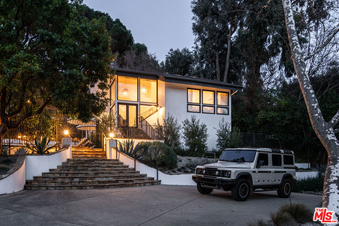 554 Mountain Green Dr