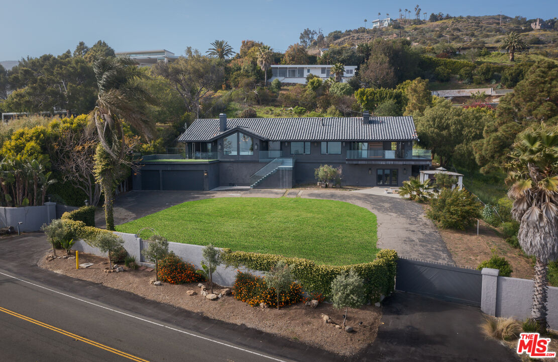 4782 Encinal Canyon Rd