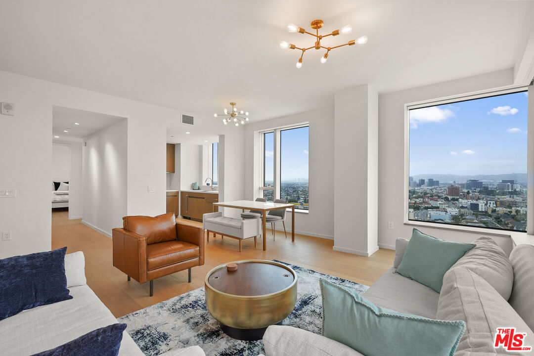 889 Francisco St Unit: 2608