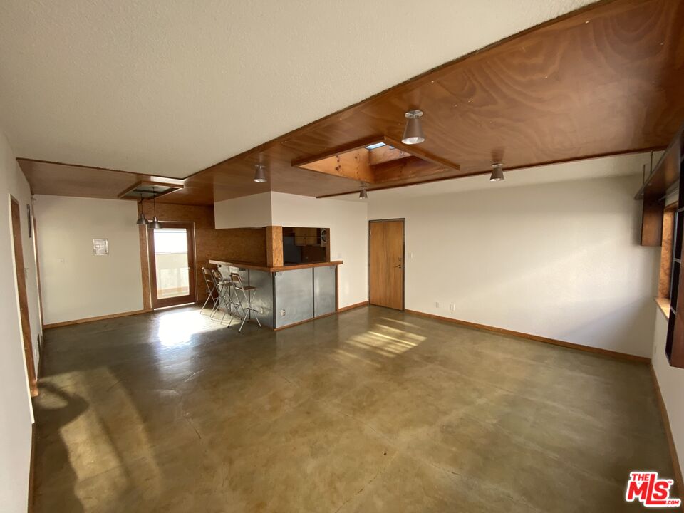 1524 10Th St Unit: 9