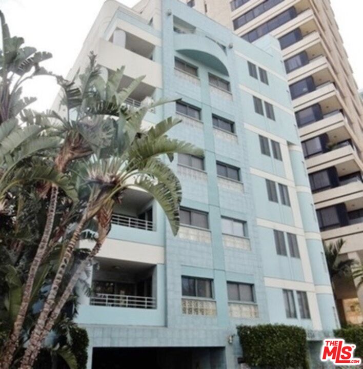 10336 Wilshire Blvd Unit: 302