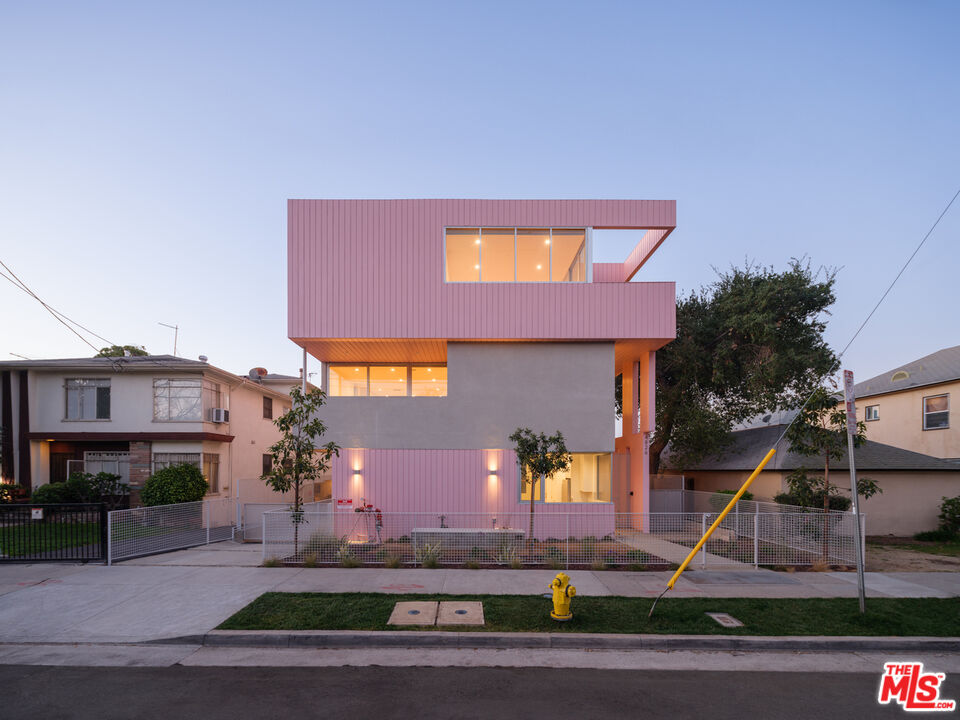 4826 Franklin Ave Unit: 6