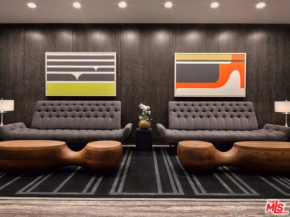 10000 SANTA MONICA BLVD Unit: PH107