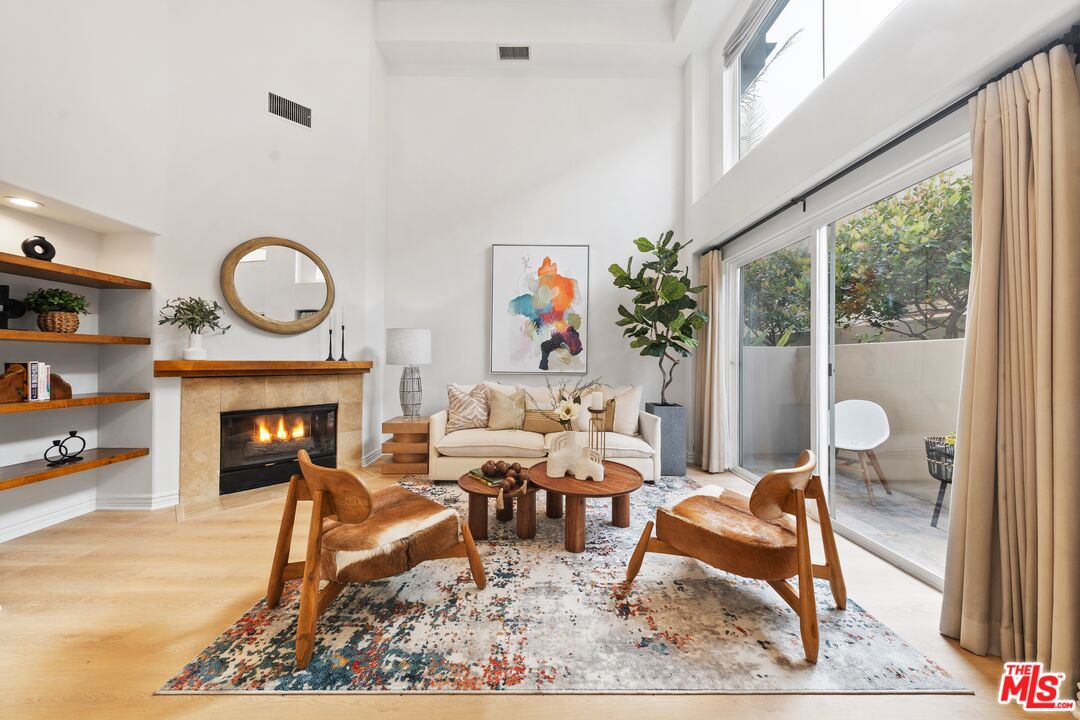 1252 Euclid St Unit: 101