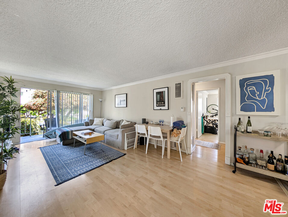440 Raymond Ave Unit: 1
