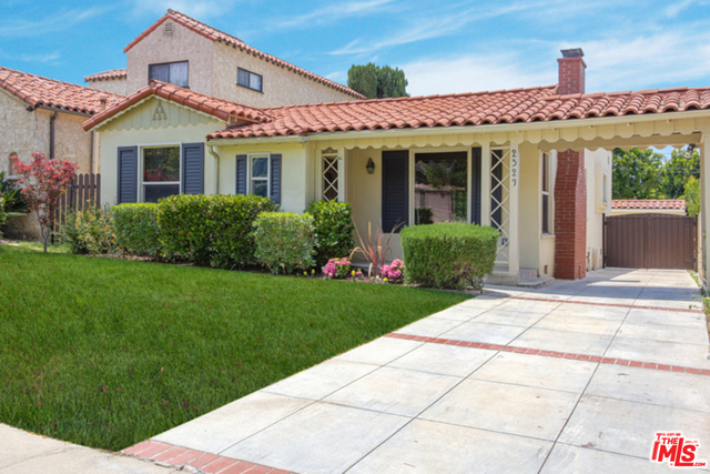 2329 PARNELL AVE