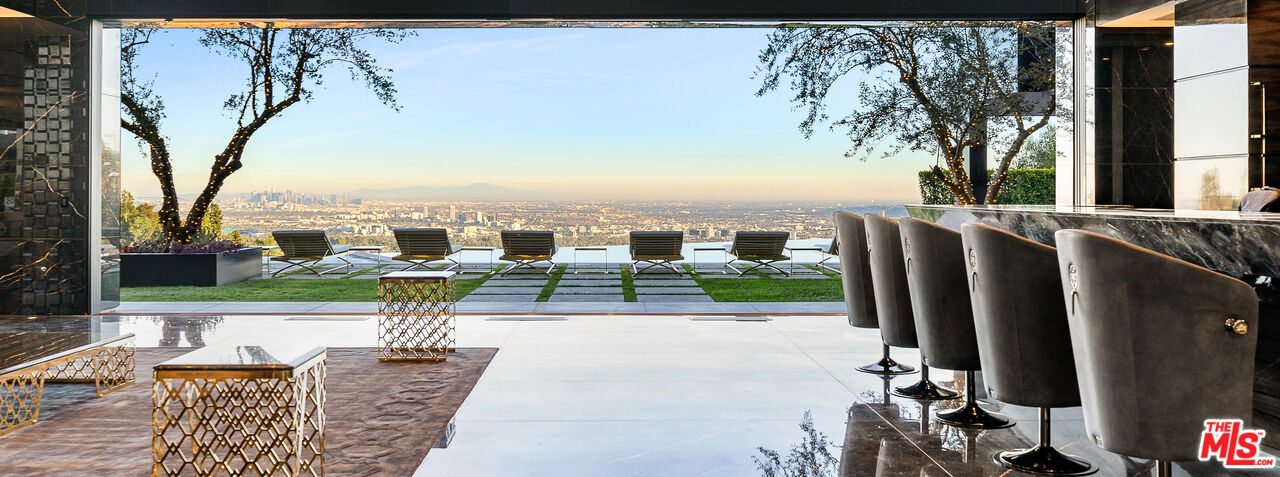 1200 Bel Air Rd Los Angeles CA