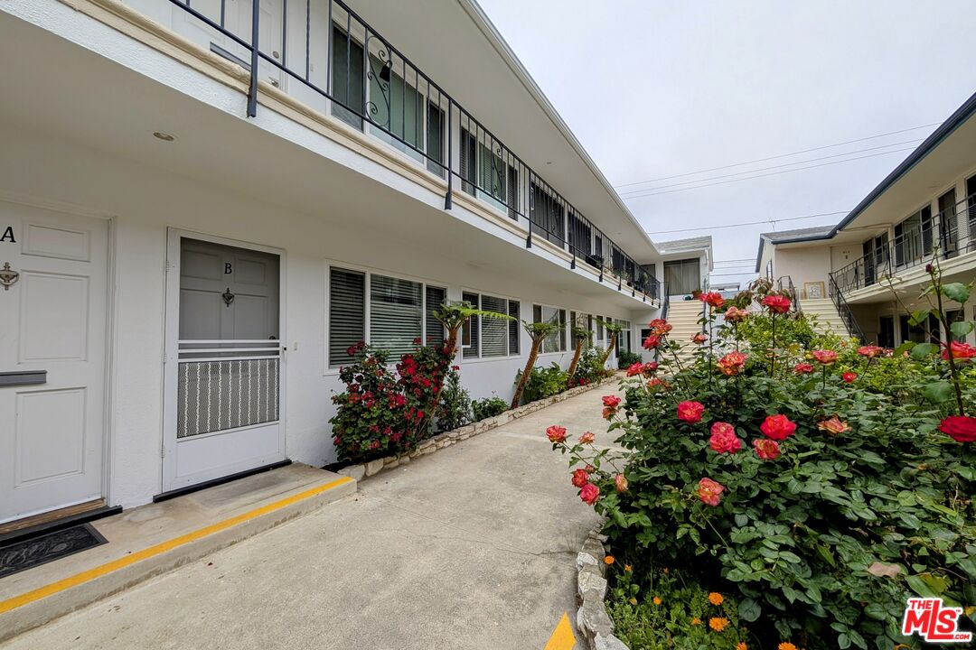 1037 Euclid St Unit: B