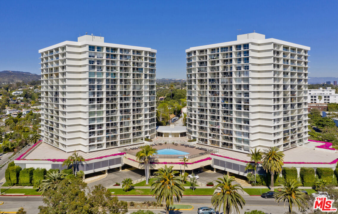 201 Ocean Ave Unit: 610B