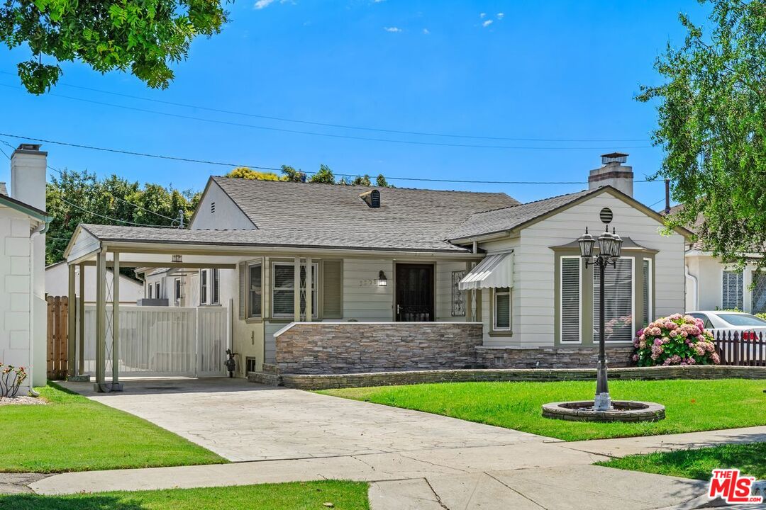 Property Photo from MLS