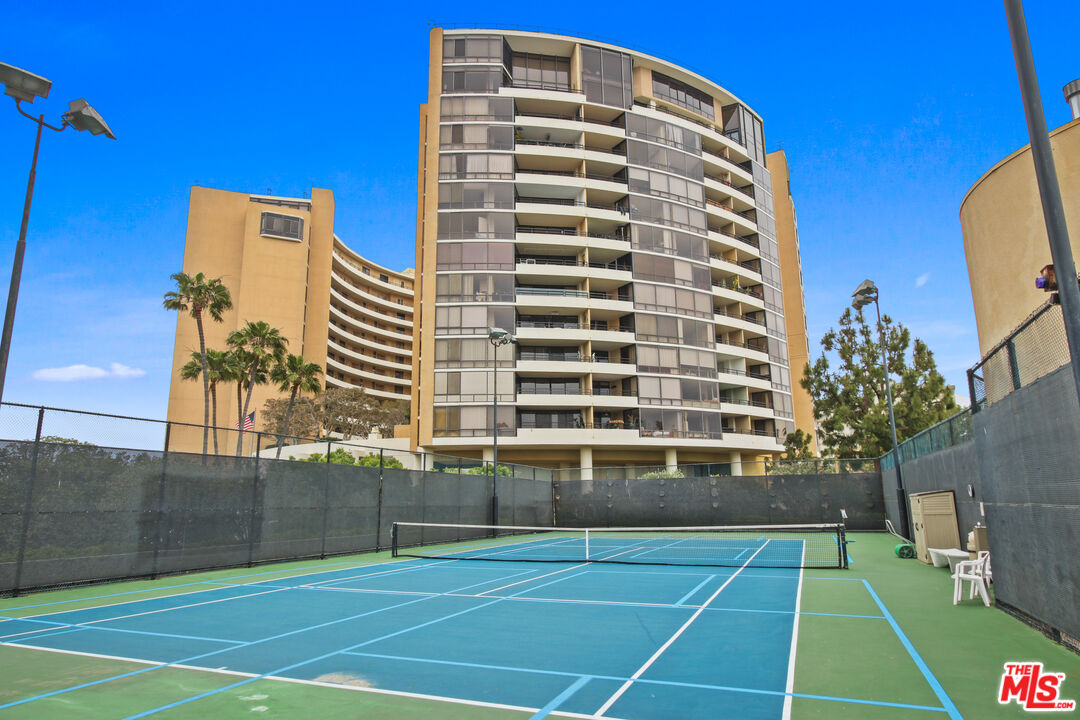 4316 Marina City Dr Unit: 521C
