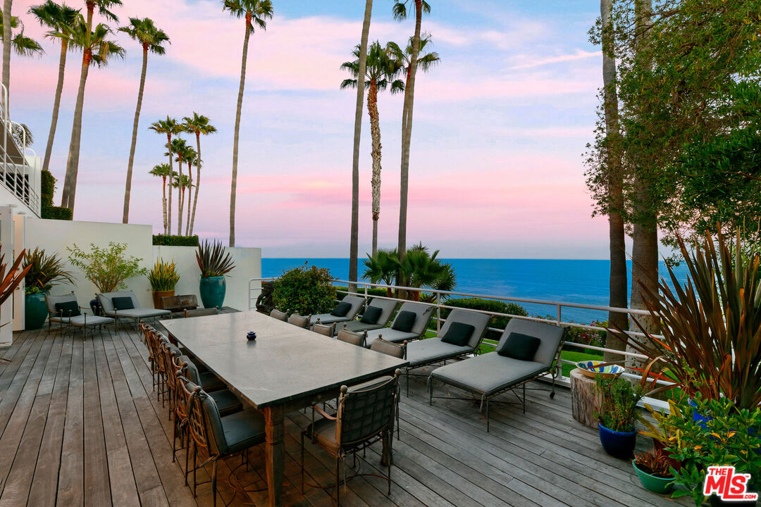 27428 Pacific Coast Highway