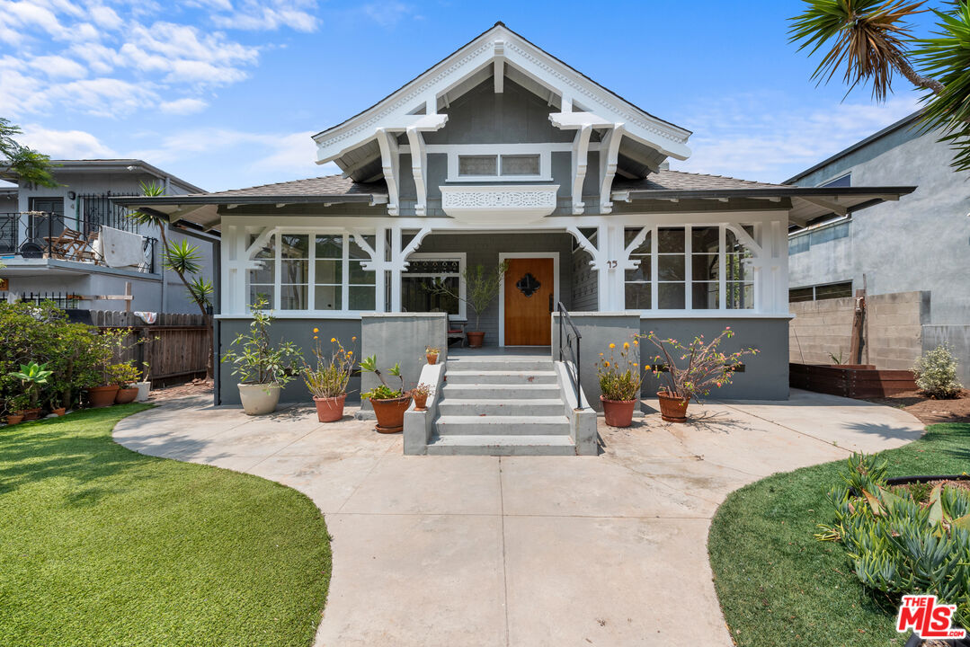 45 Breeze Ave