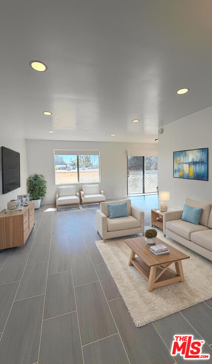 Photo of 3734 S Canfield Ave #228, Los Angeles, CA 90034