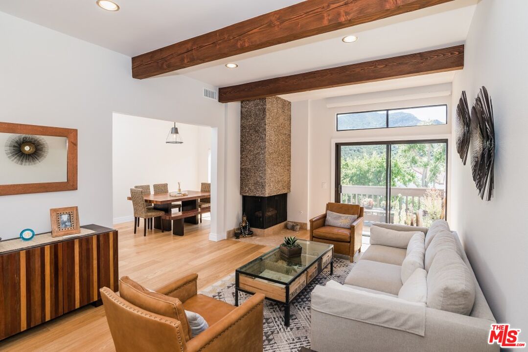 1524 Michael Ln