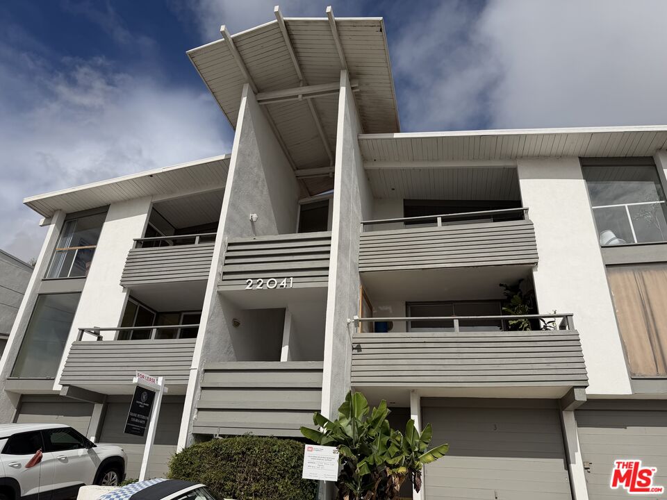 22041 PACIFIC COAST HWY Unit: 2