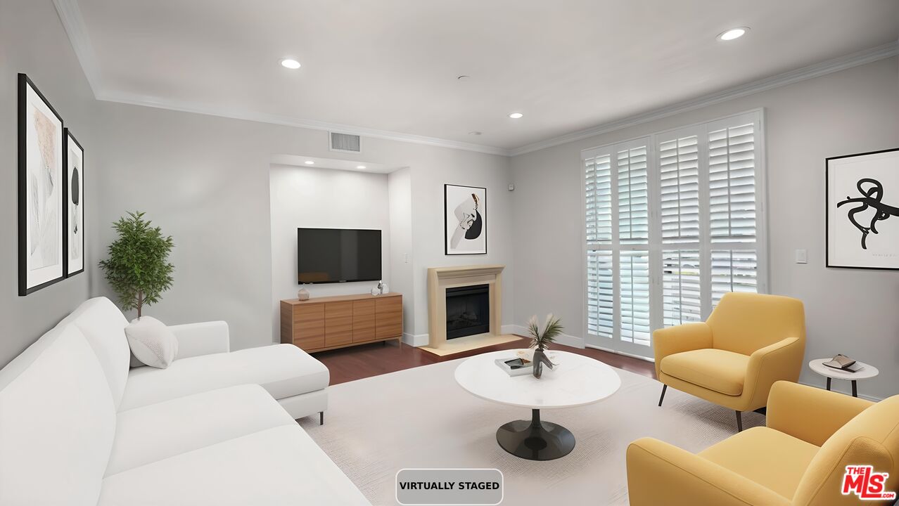 2240 S Beverly Glen Blvd Unit: 103