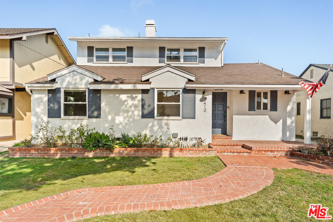 7410 El Manor Ave