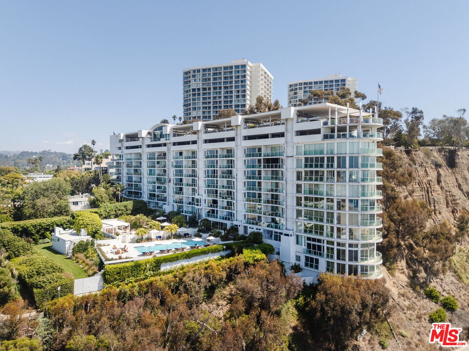 101 Ocean Ave Unit: B200