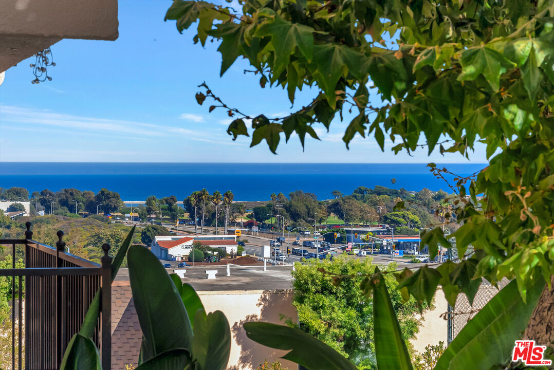 23901 Civic Center Way Unit: D238