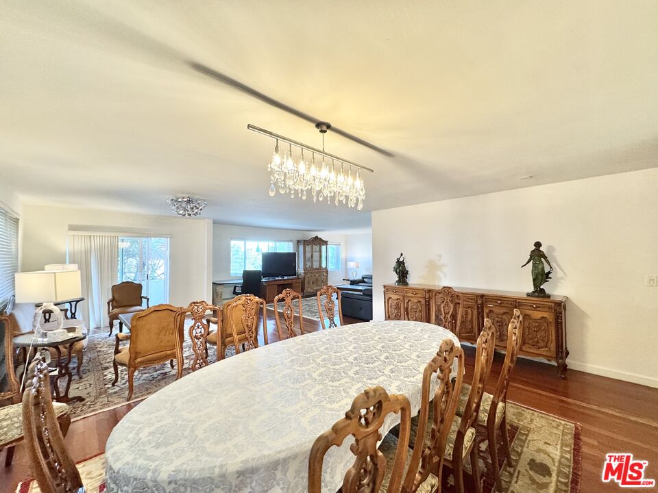 10655 Wilshire Blvd Unit: 303