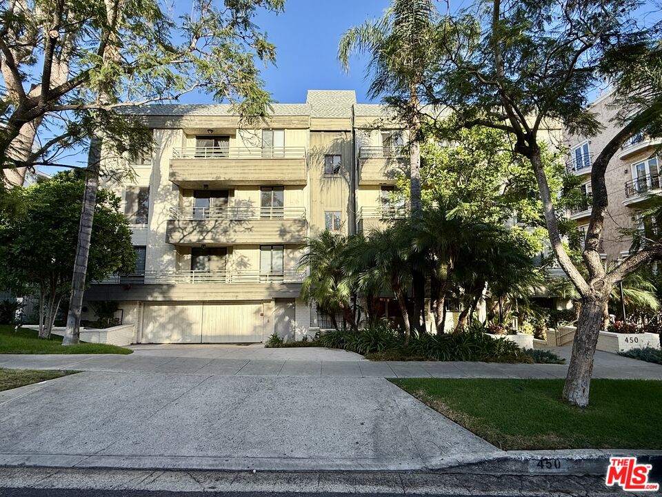 450 N Oakhurst Dr Unit: 304