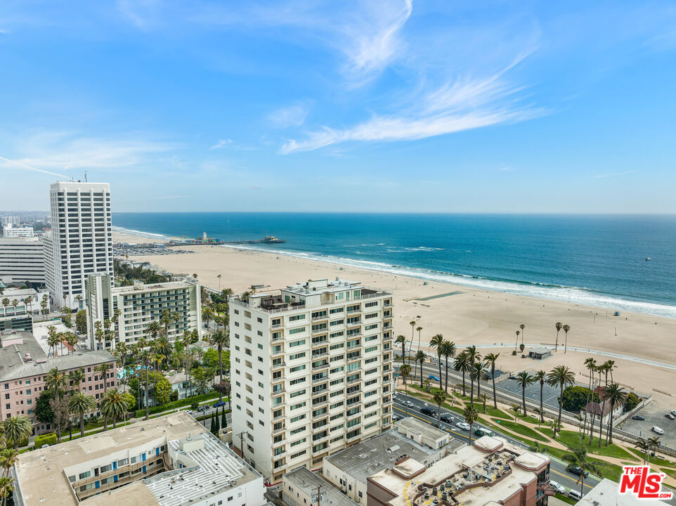101 California Ave Unit: 907