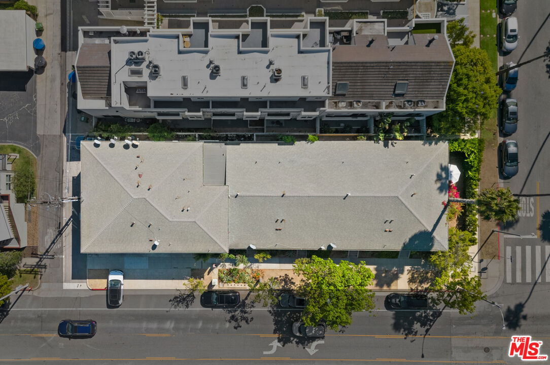 2102 Montana Ave
