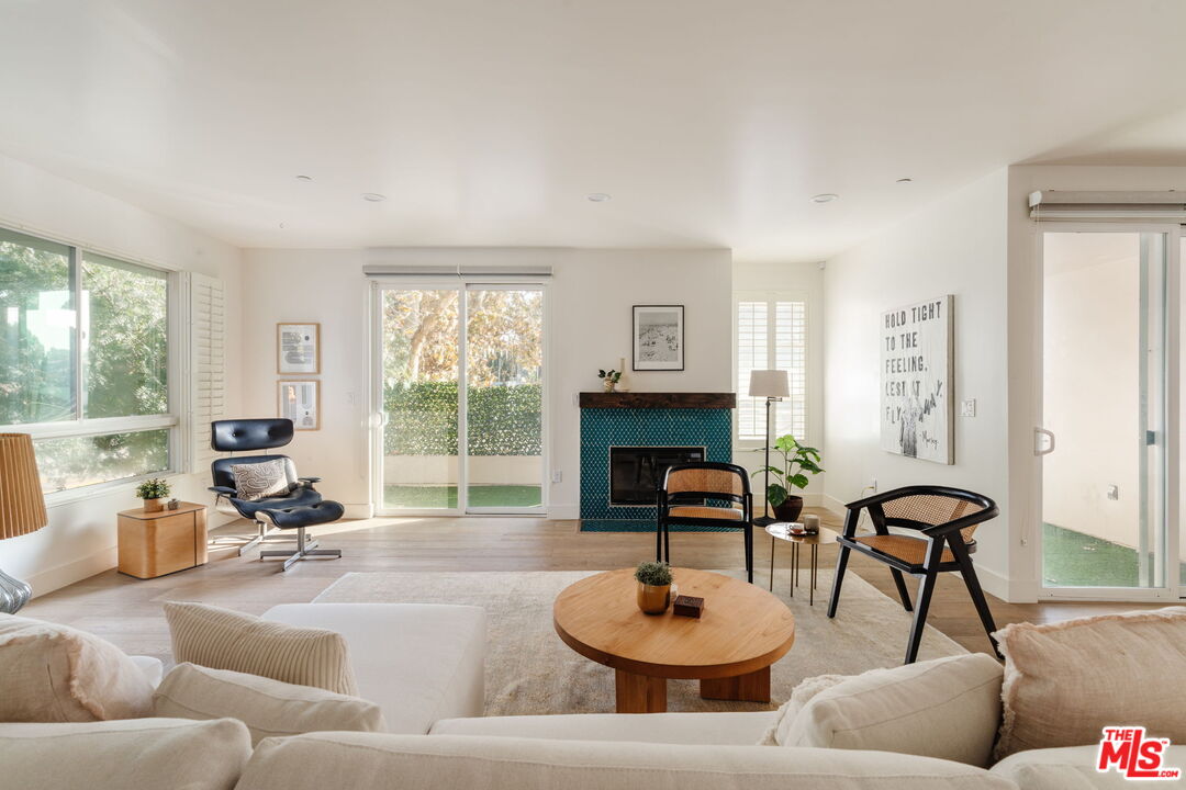 4925 Wilshire Blvd Unit: 103