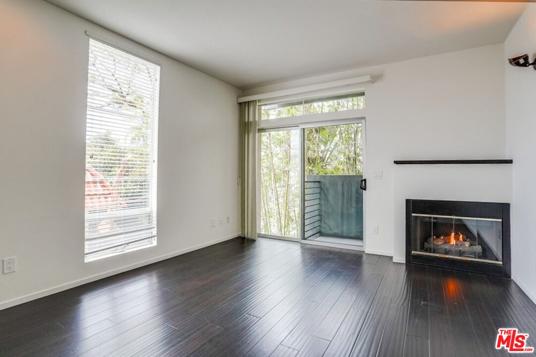 11960 Iowa St Unit: 10